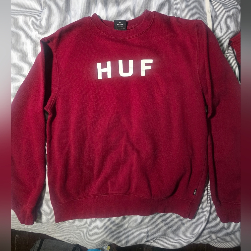 HUF box letter swearshirt
